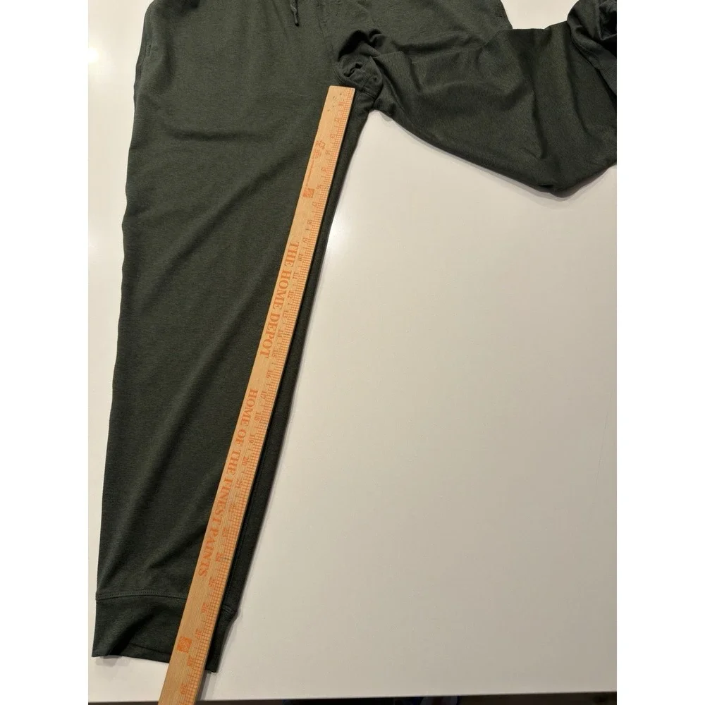 Kirkland Signature Active Jogger Pant Olive Green 7771373 Mens Large